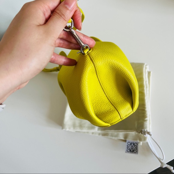 [SOLD] Authentic Loewe Mini Elephant Calfskin Purse - Picture 4 of 9